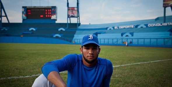 MLB Rumors – Dodgers, Red Sox, Cubs, Yankees & Astros Interested in Signing Lourdes Gurriel