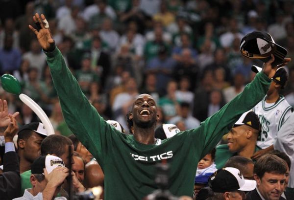 Boston Celtics' Kevin Garnett celebrates